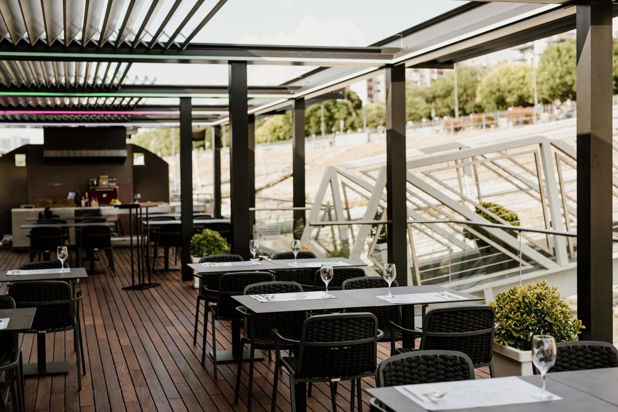 Vogue Boat Apartments Budapest Exterior photo